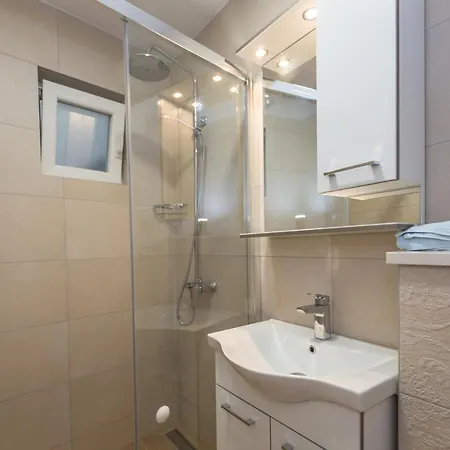 Acoustic Apartment